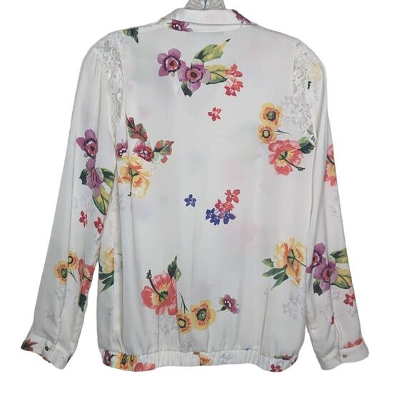 Zara Trafaluc white floral silky dressy blouse size small - Picture 2 of 9